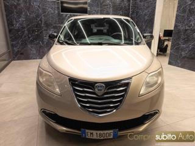 Lancia Ypsilon 1.3 Mjt 16v 95 Cv 5 Porte S&s Gold 
