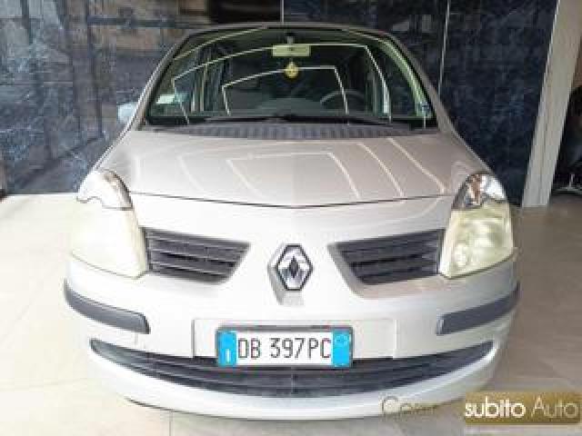 Renault Modus 1.2 16v Confort Dynamique 