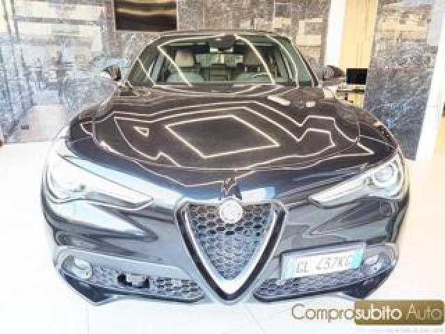 Alfa Romeo Stelvio 2.2 Turbodiesel 210 Cv At8 Q4 Veloce 