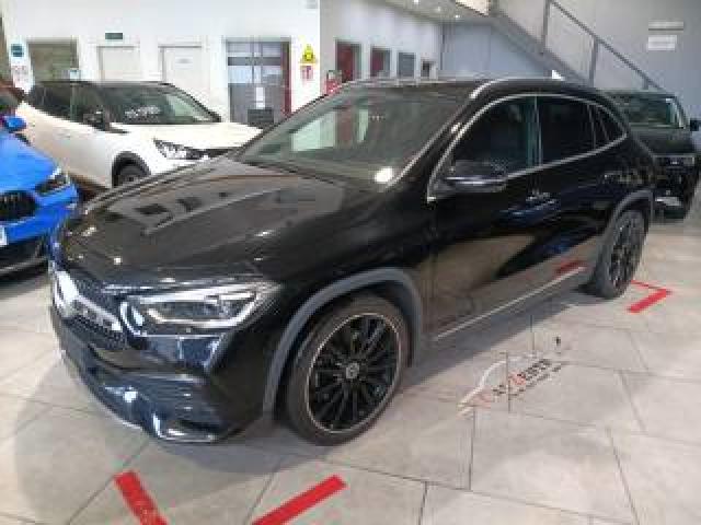 Mercedes Benz Gla 200 D Automatic Premium Amg 