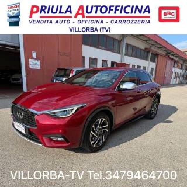 Infiniti Q30 1.5 Diesel Premium Tech 