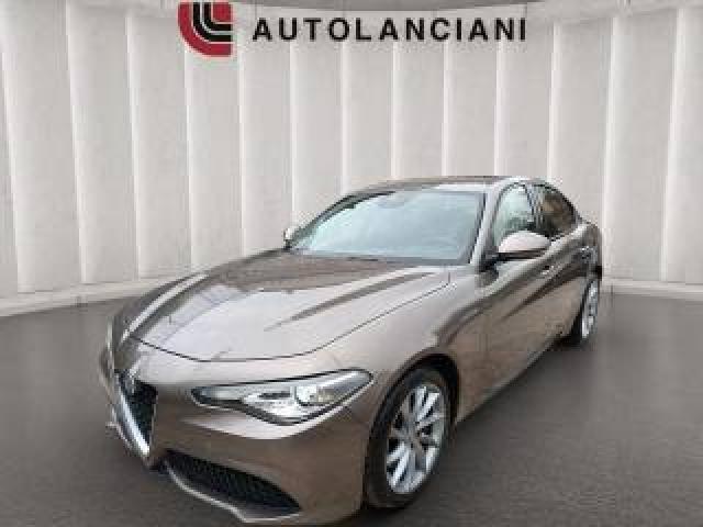 Alfa Romeo Giulia 2200 Td Veloce 210cv At8 Q4 Pelle F1 Nav Italia 