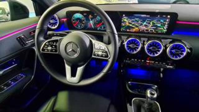 Mercedes Benz A 160 Sport Premium Pack Night-Tetto Pan-18'-Multibeam 