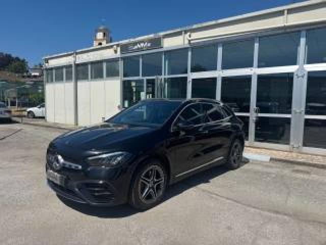 Mercedes Benz Gla 200 D Automatic Amg Line Premium 