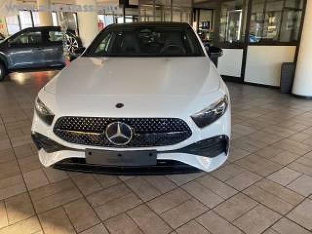 Mercedes Benz A 180 Automatic Amg Line Premium 